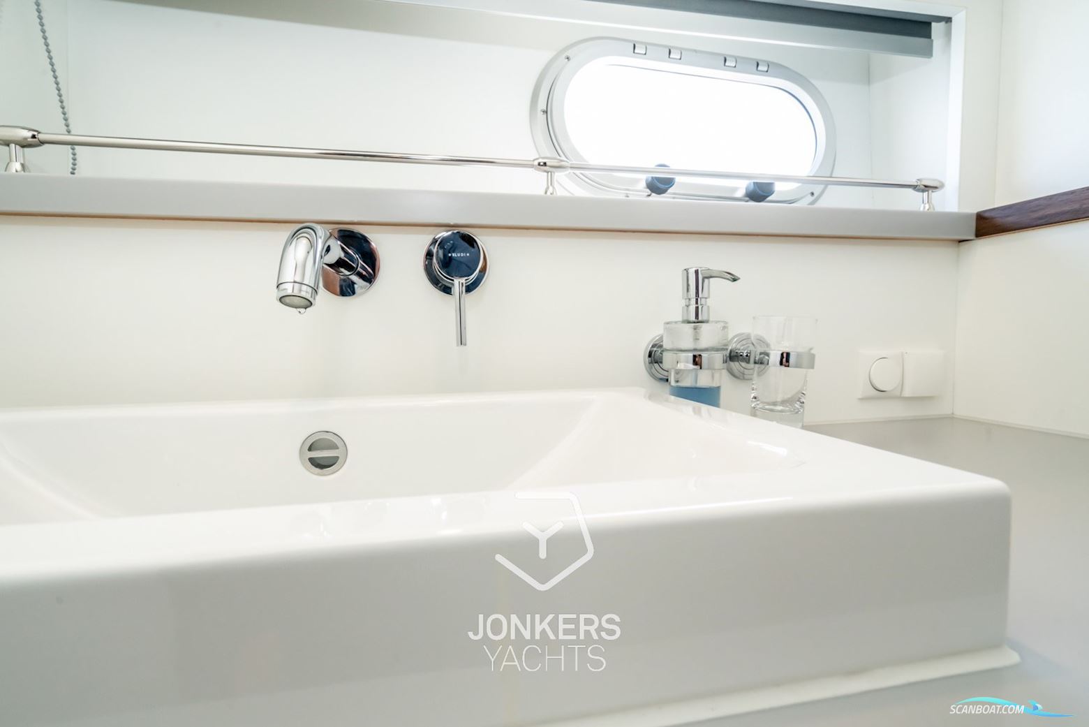 Linssen Grand Sturdy 590 AC Wheelhouse