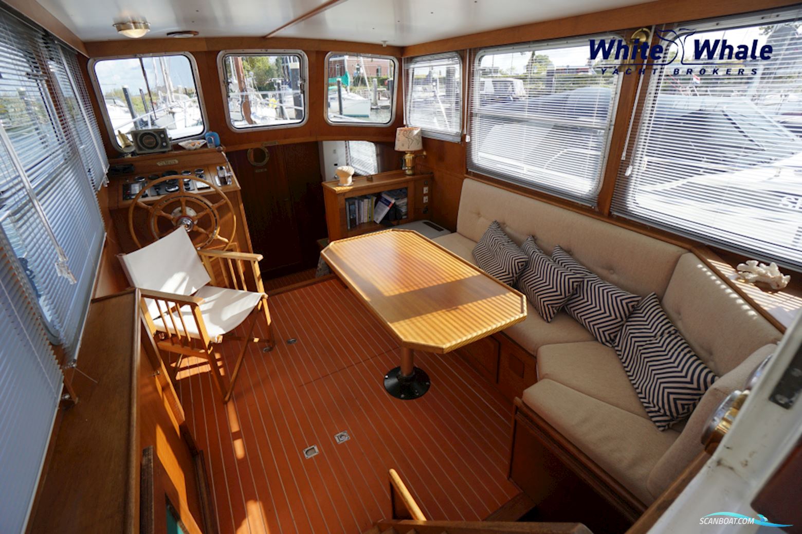 Linssen St. Jozef Vlet 950 Salon AK