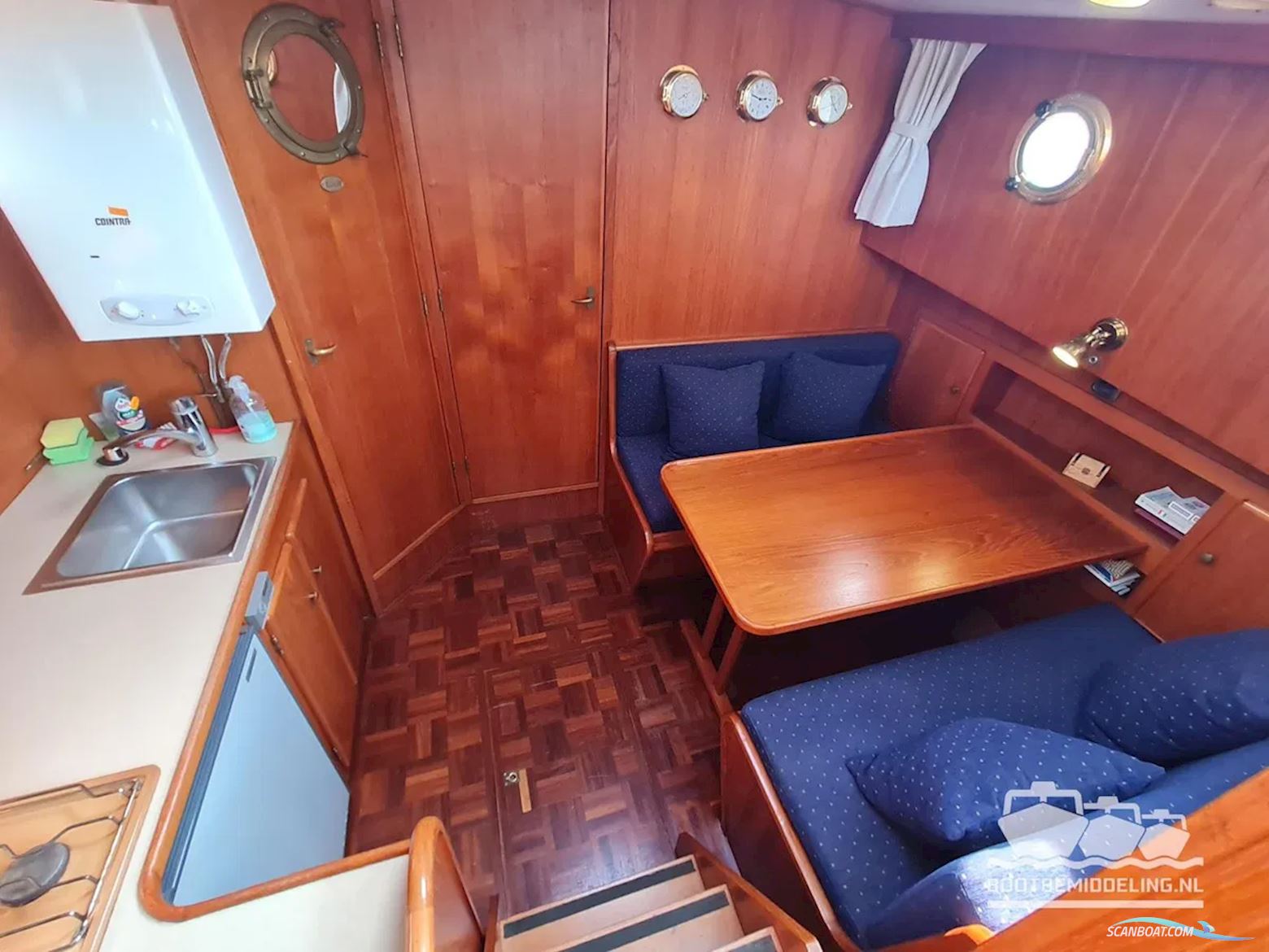 Linssen Sturdy 1000 AC Royal