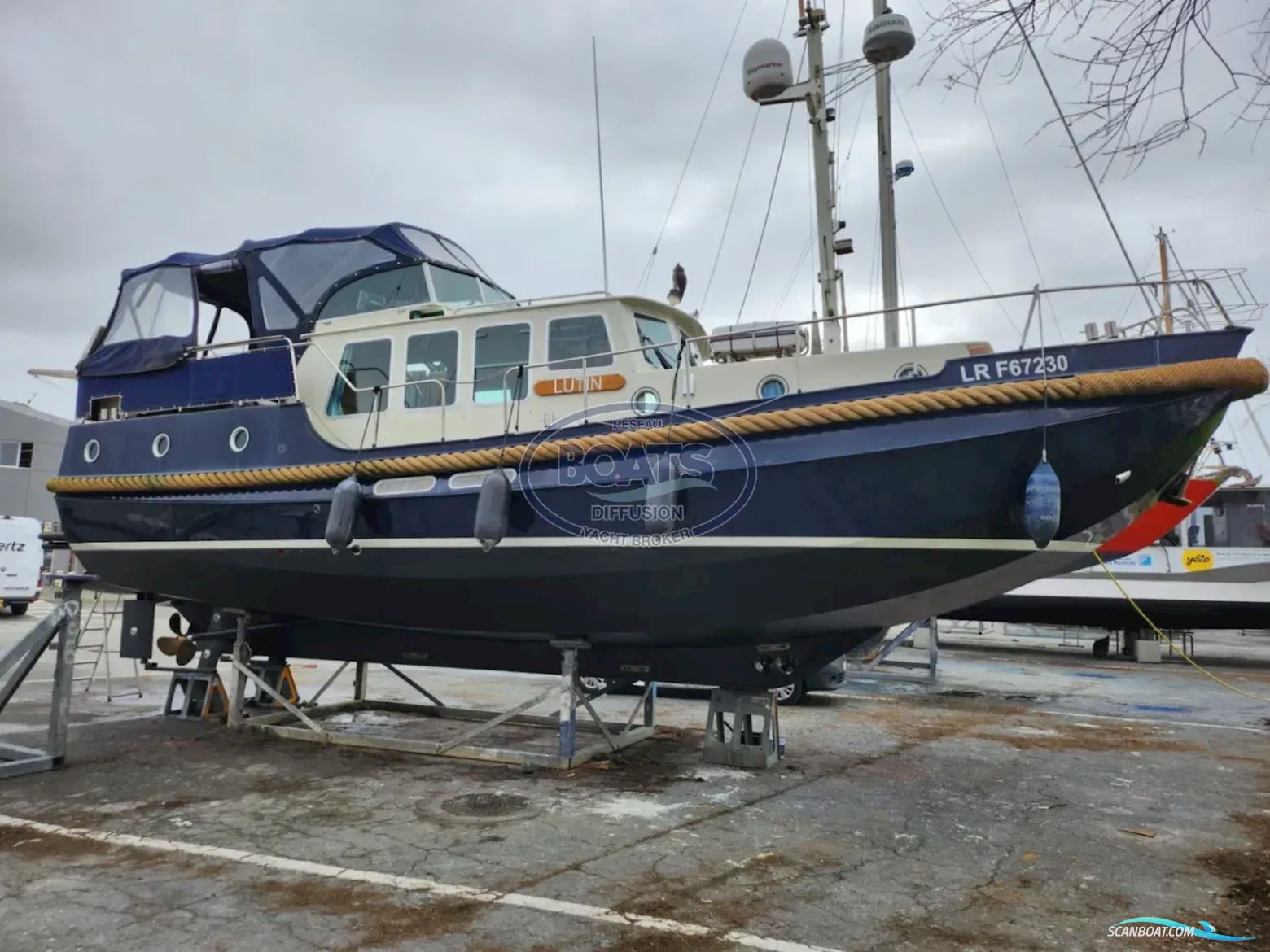 Linssen Sturdy Twin 40AC