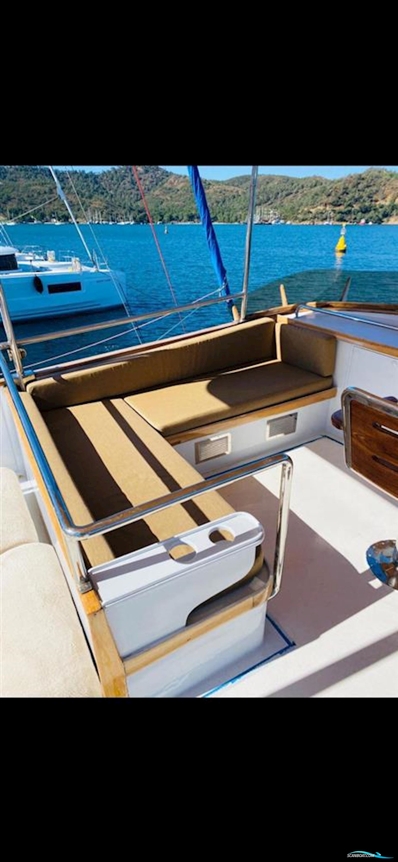 Lobster 46 Flybridge