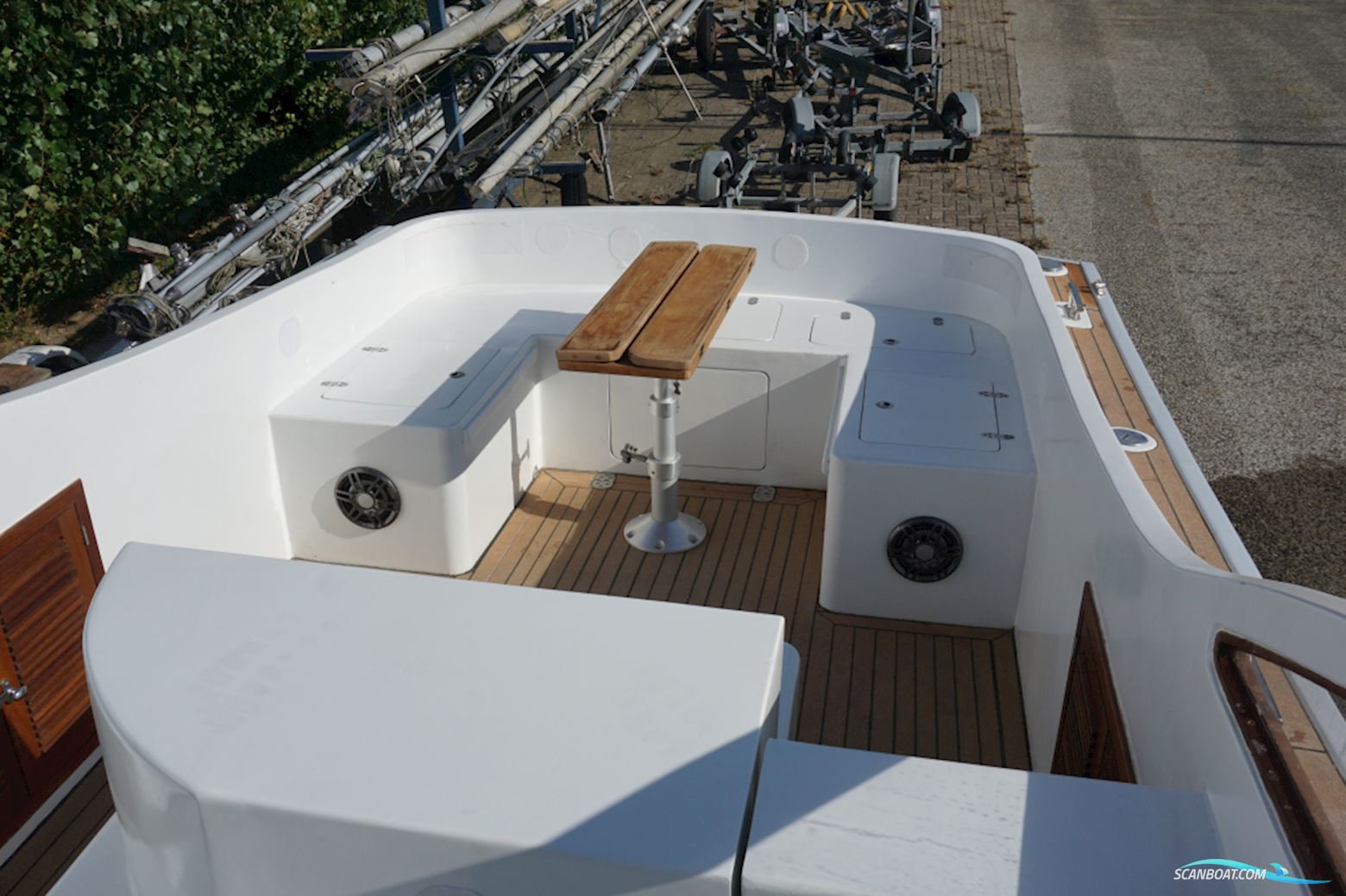 Lobster LB26 Classic Runabout