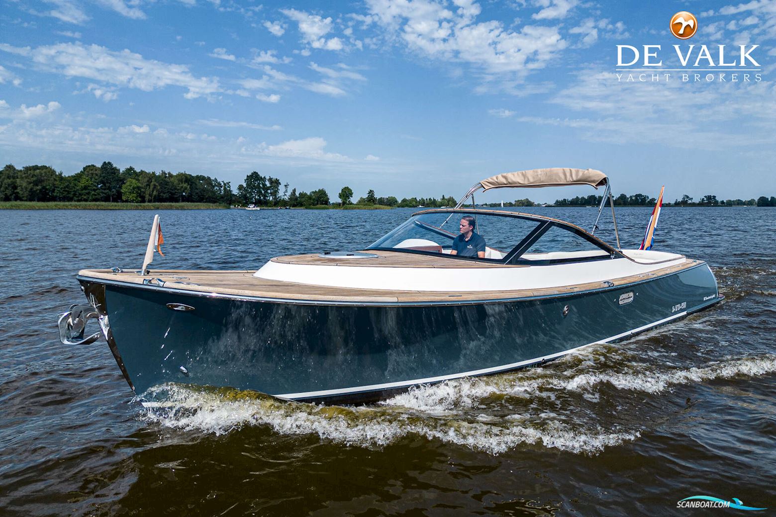 Long Island 33 Runabout