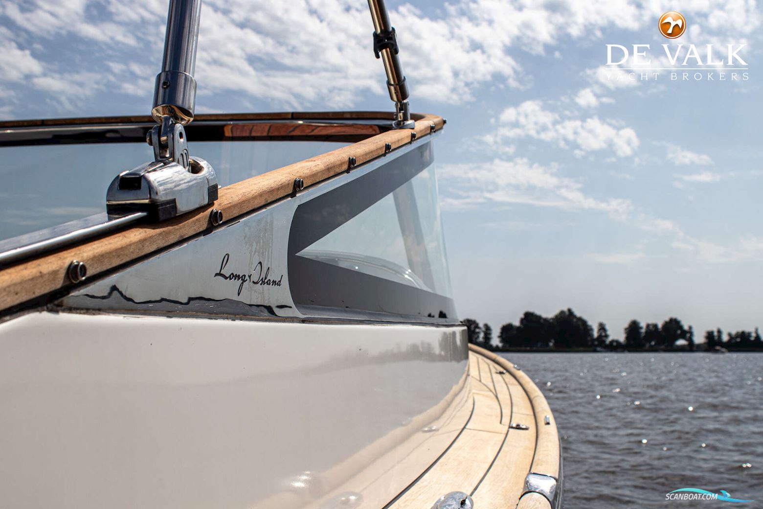 Long Island 33 Runabout