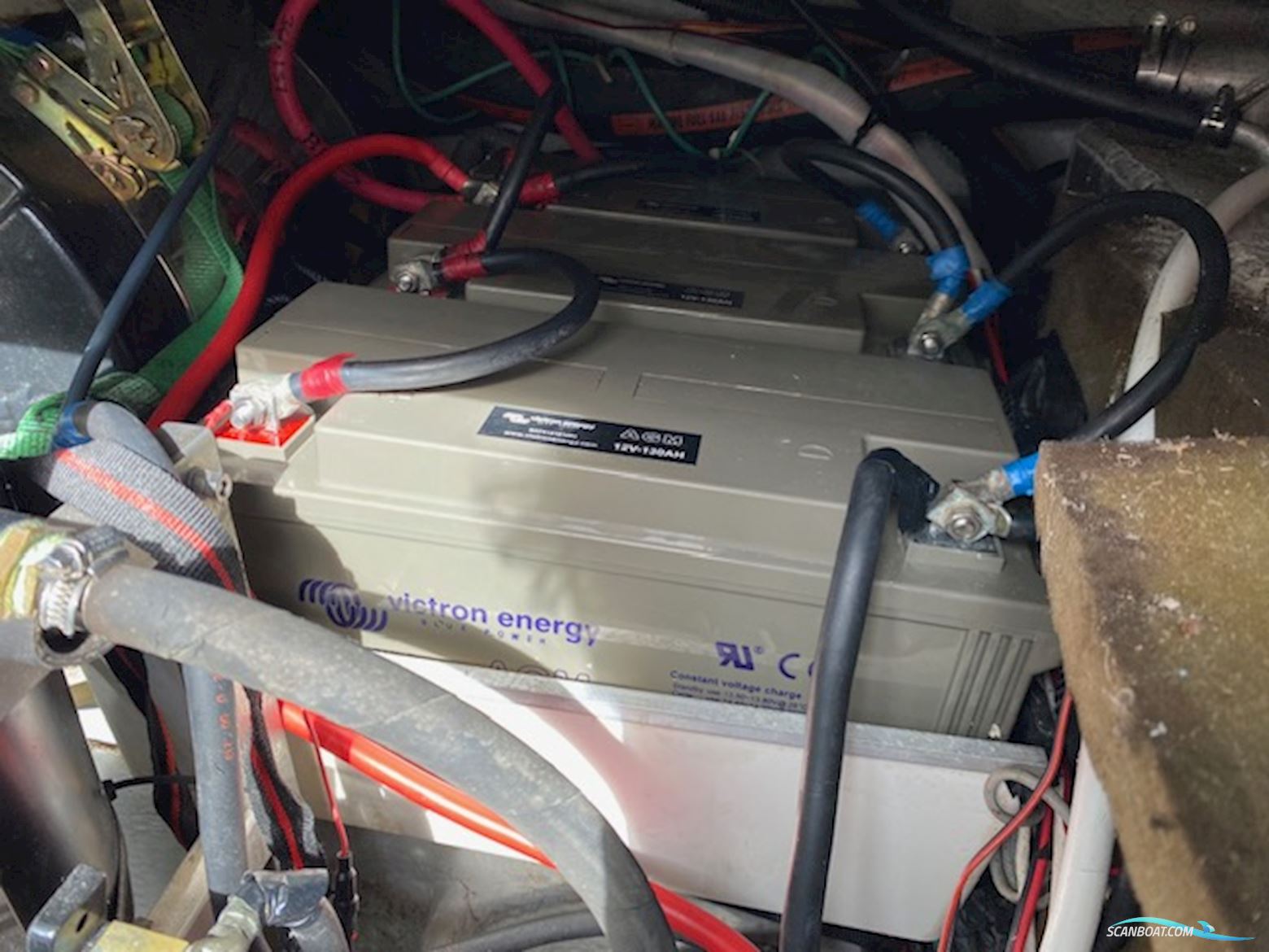 Luhrs  Mainship 30 Pilot