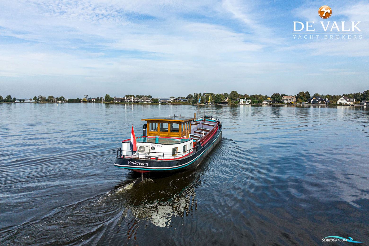 Luxe Motor 28M