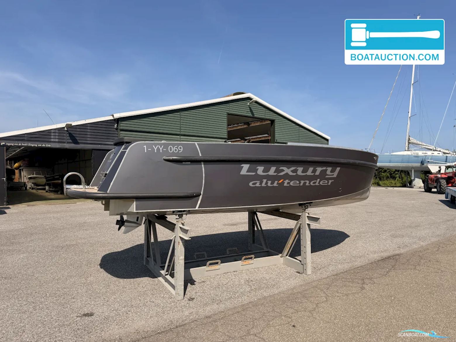 Luxury Alu Tender 65