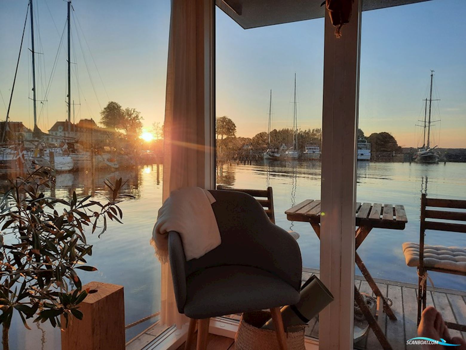 Lysthusbåd
