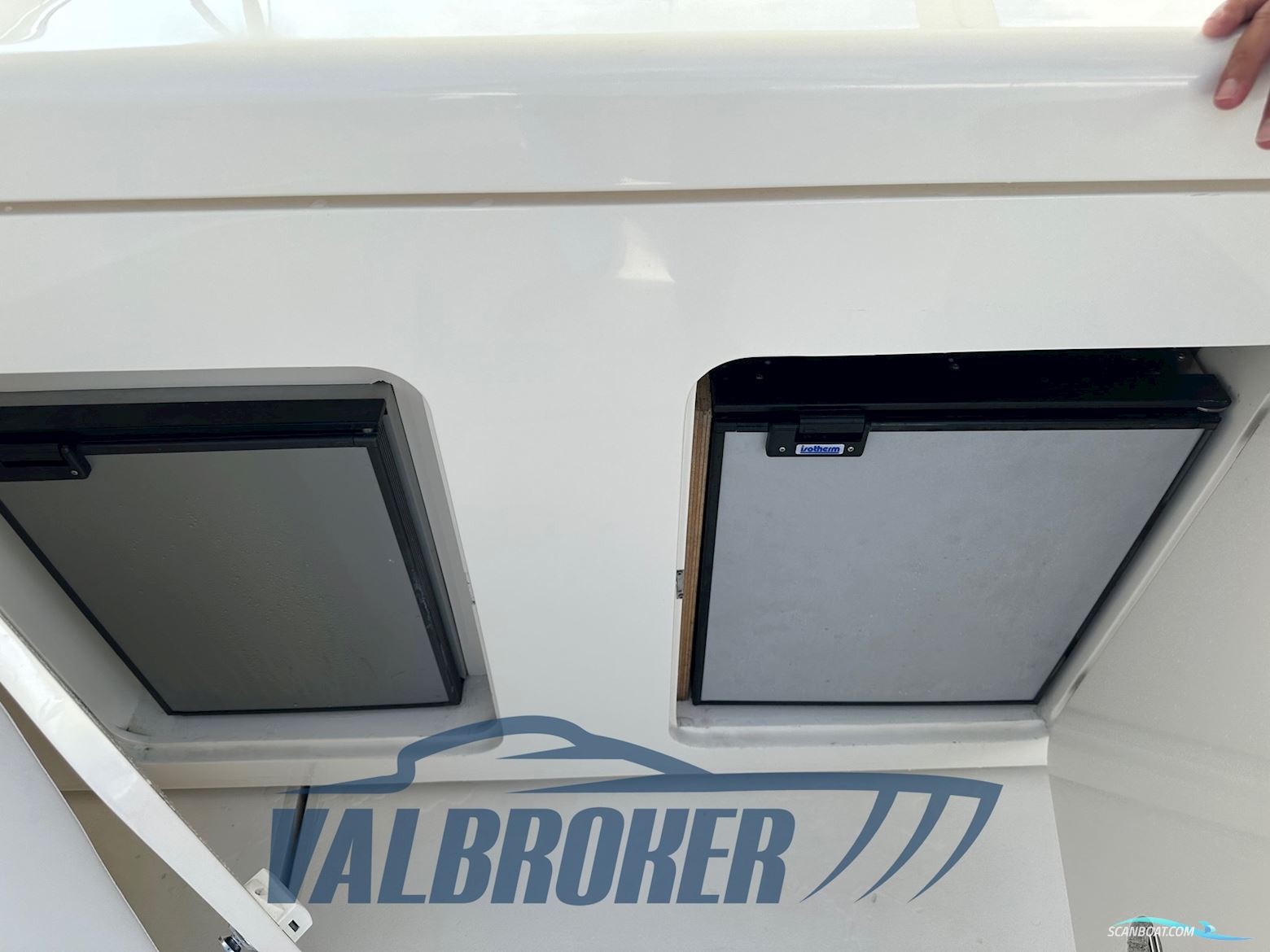 Magnum Marine Magnum 53' Sport