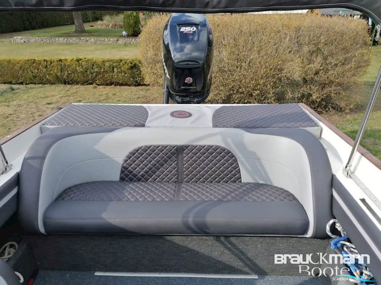 Manta Racing Boats Offshore Boot Manta