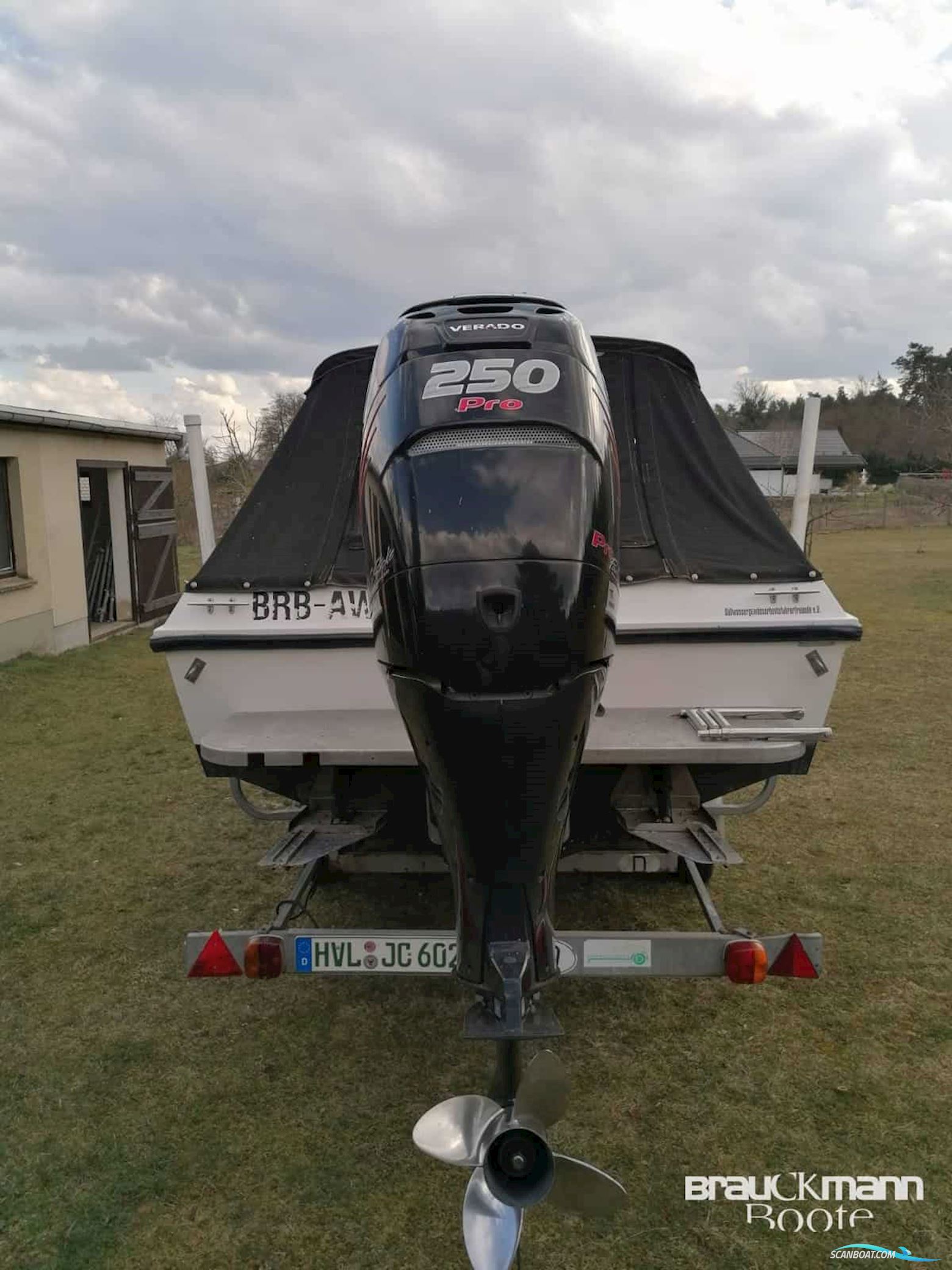 Manta Racing Boats Offshore Boot Manta