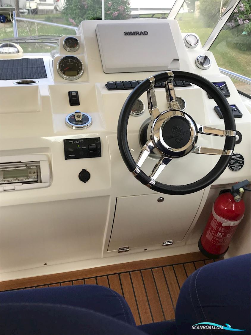 Marex 300 Sun Cruiser