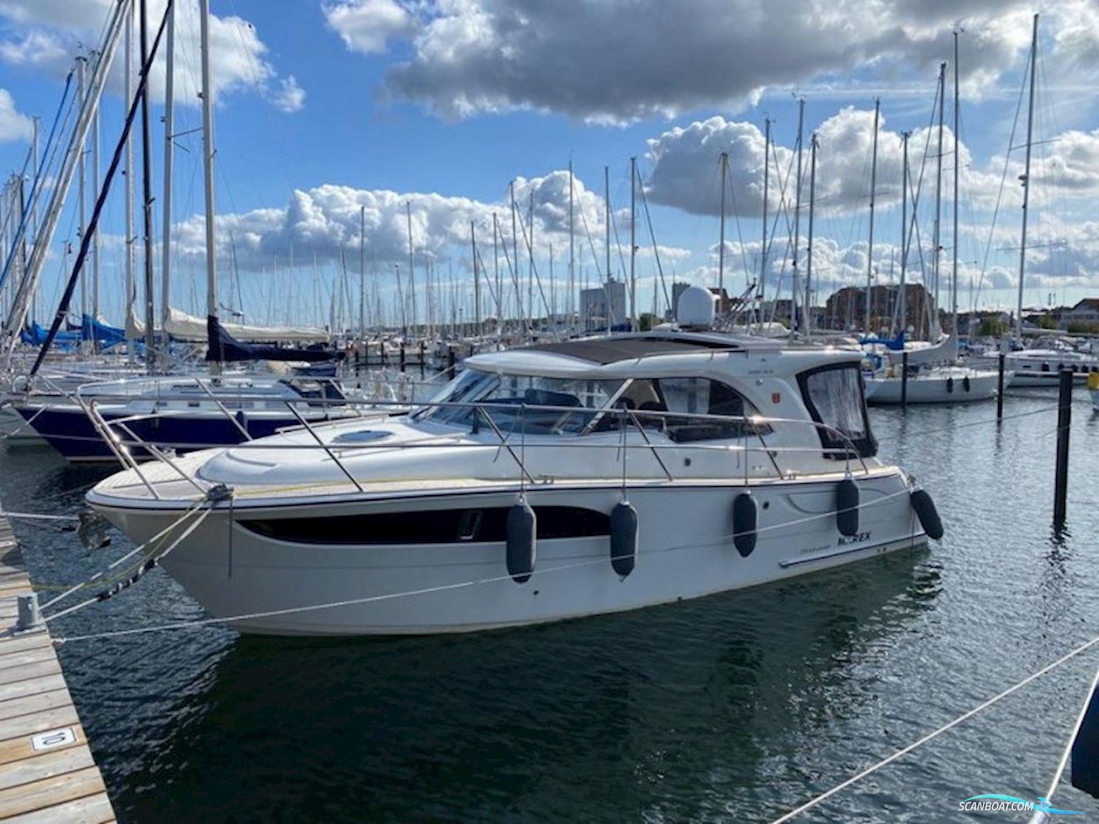 Marex 310 Sun Cruiser