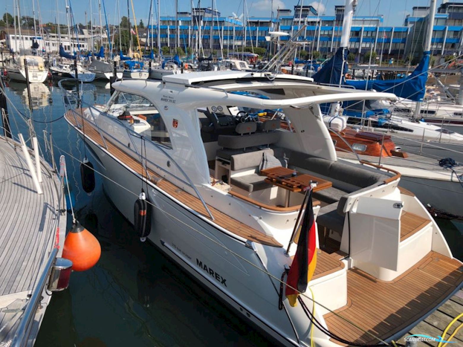 Marex 310 Sun Cruiser