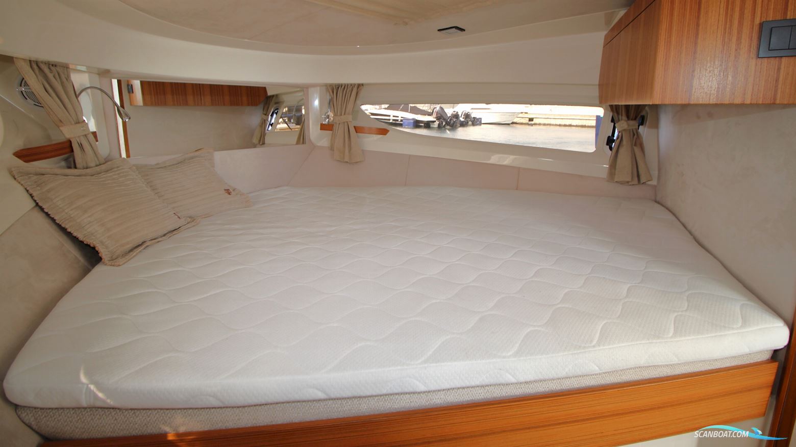 Marex 310 Sun Cruiser