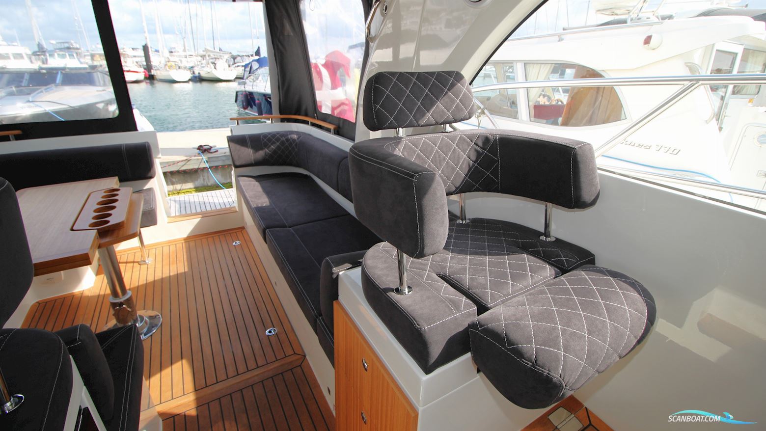 Marex 310 Sun Cruiser
