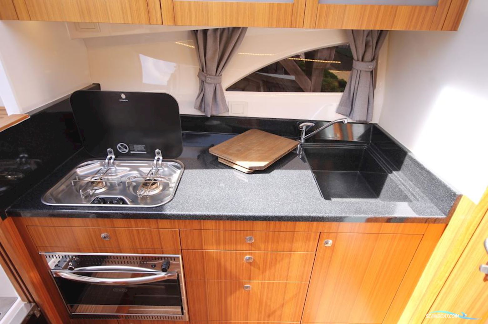 Marex 310 Sun Cruiser