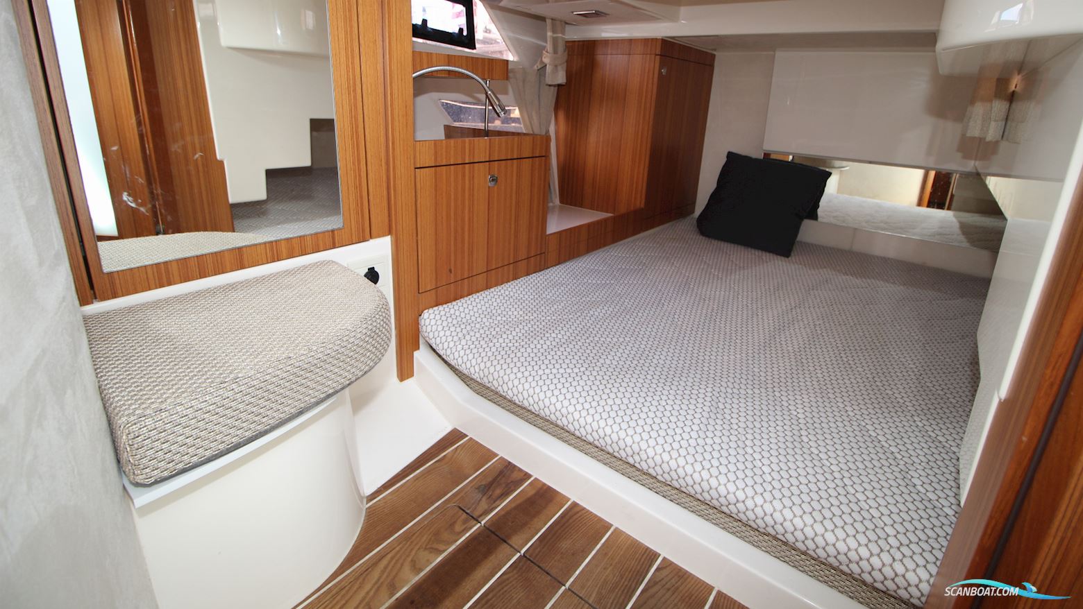 Marex 310 Sun Cruiser