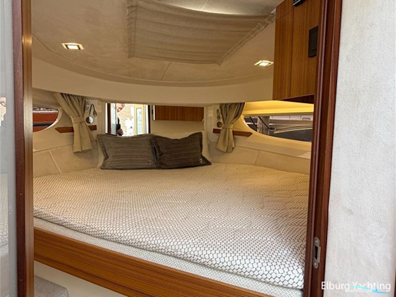 Marex 310 Sun Cruiser