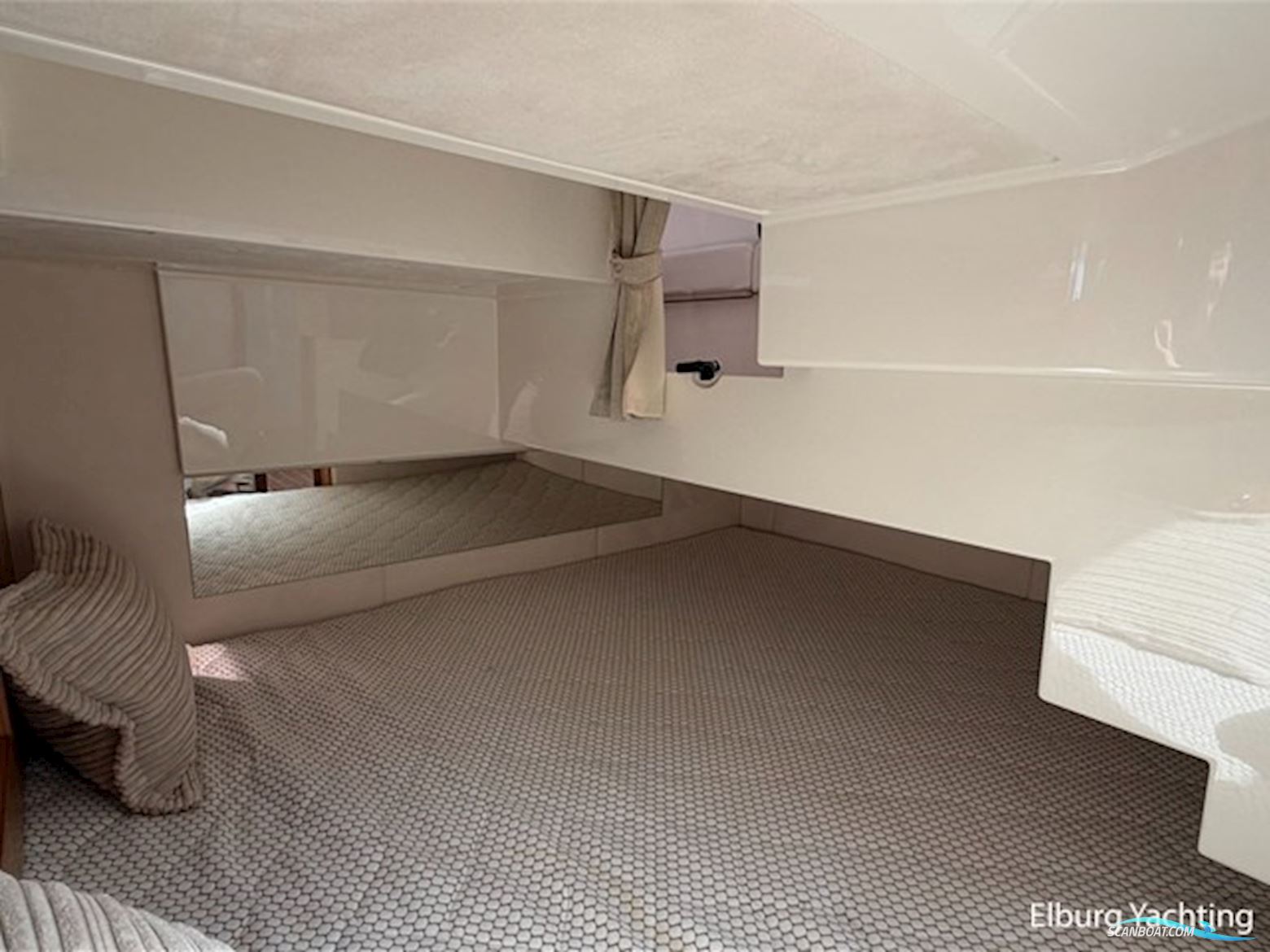 Marex 310 Sun Cruiser