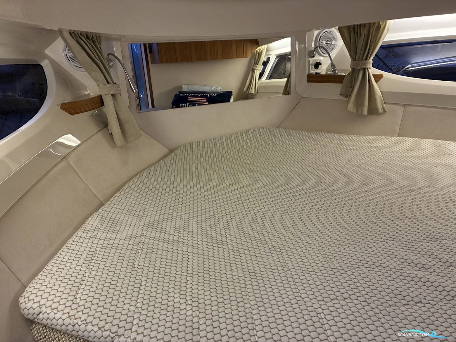 Marex 310 Suncruiser - 300 HK Diesel/Udstyr