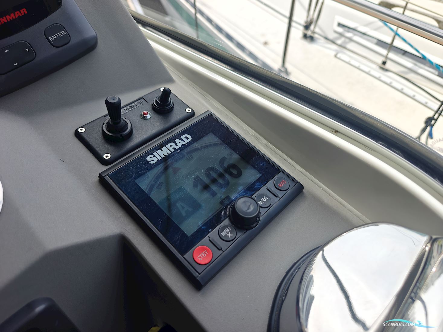 Marex 320 Aft Cabin Cruiser