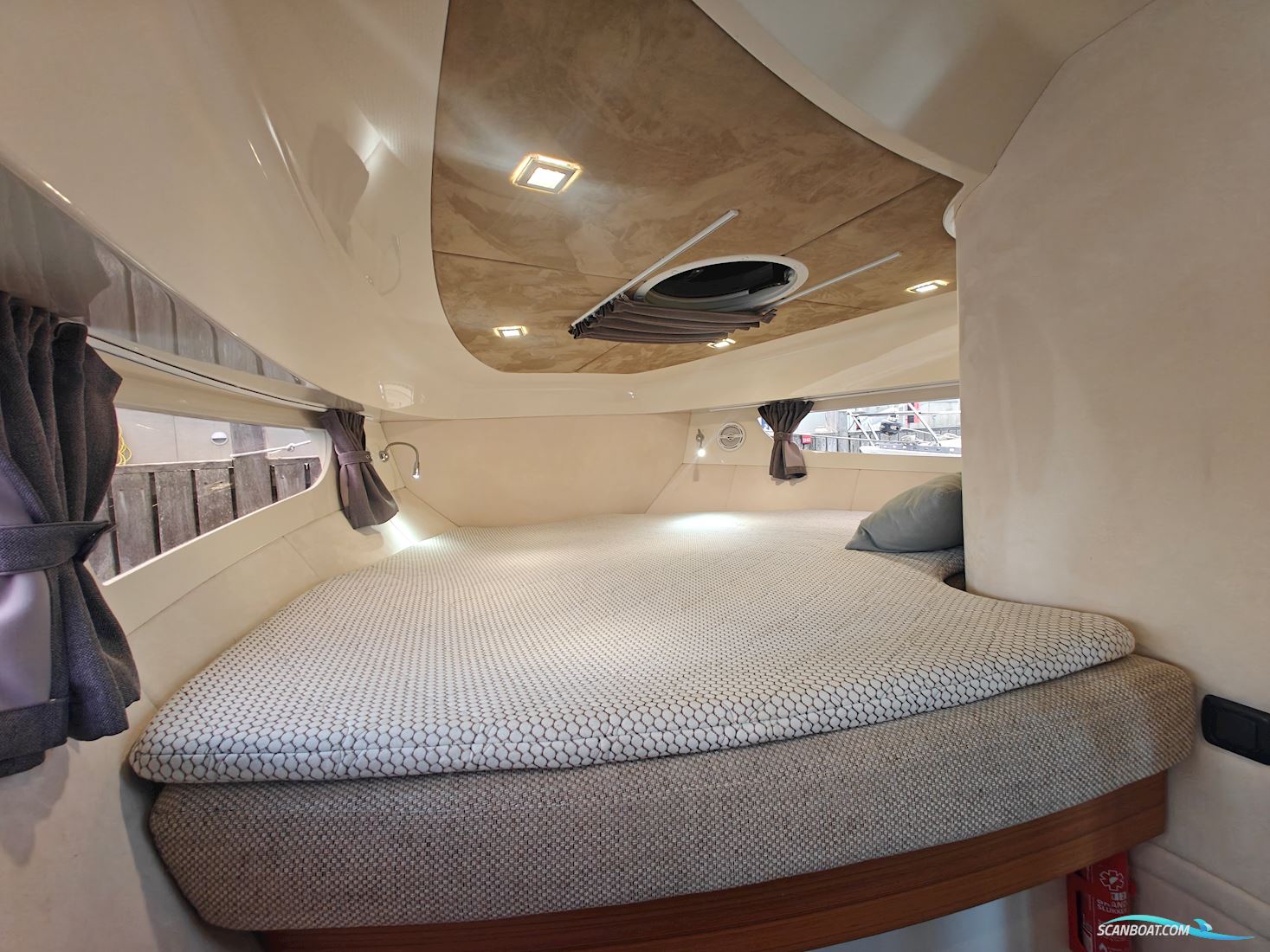 Marex 320 Aft Cabin Cruiser