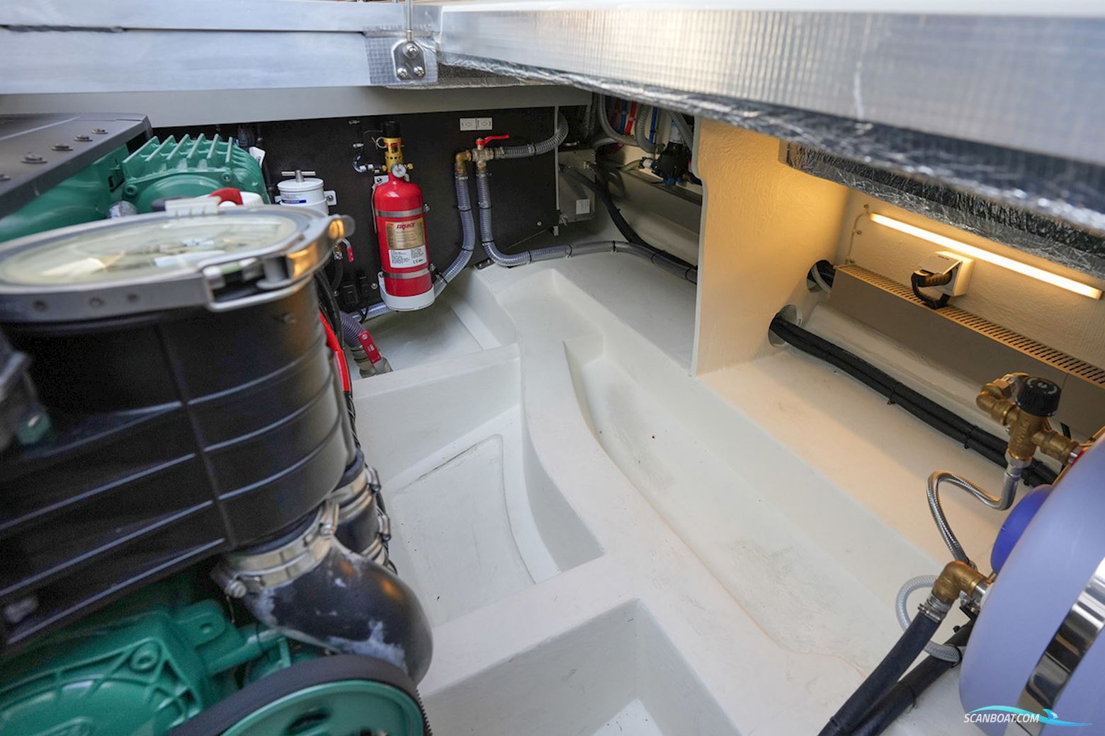 Marex 330 Scandinavia (2024)