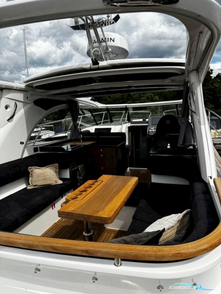 Marex 360 Cabriolet Cruiser