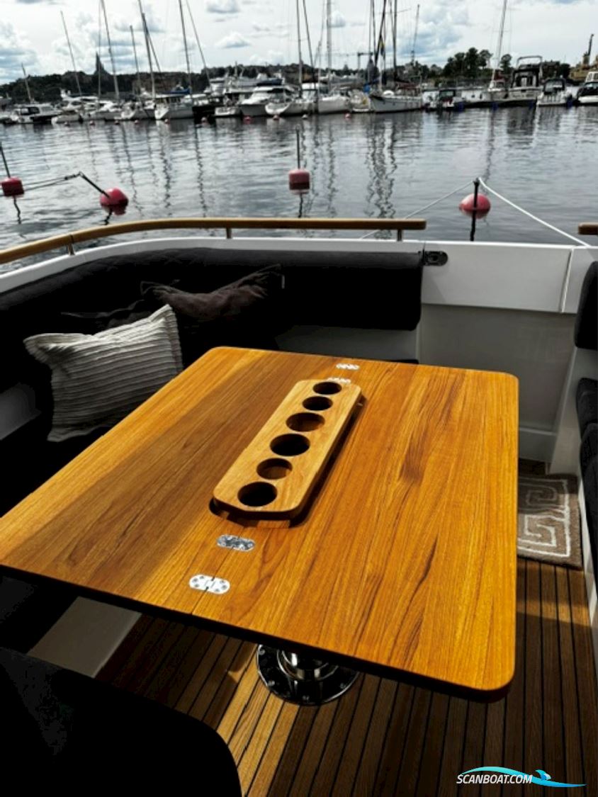 Marex 360 Cabriolet Cruiser
