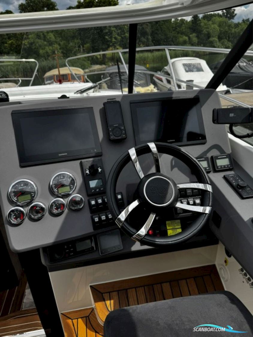 Marex 360 Cabriolet Cruiser