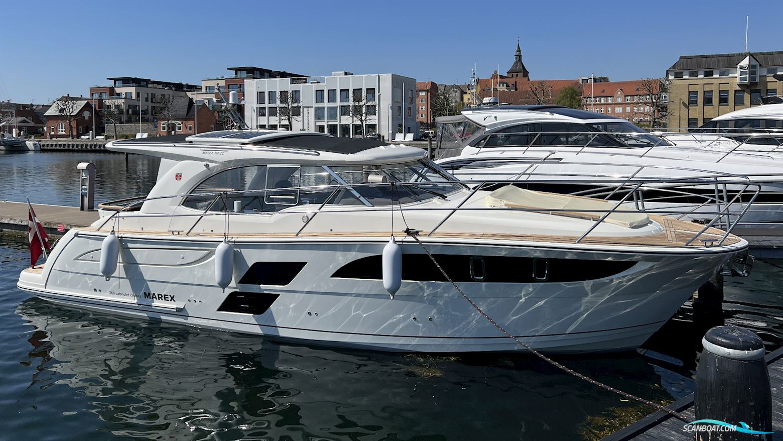 Marex 360 Cabriolet Cruiser Motorboot 2019, mit Mercury motor, Dänemark