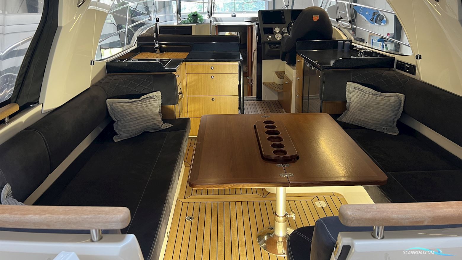 Marex 360 Cabriolet Cruiser