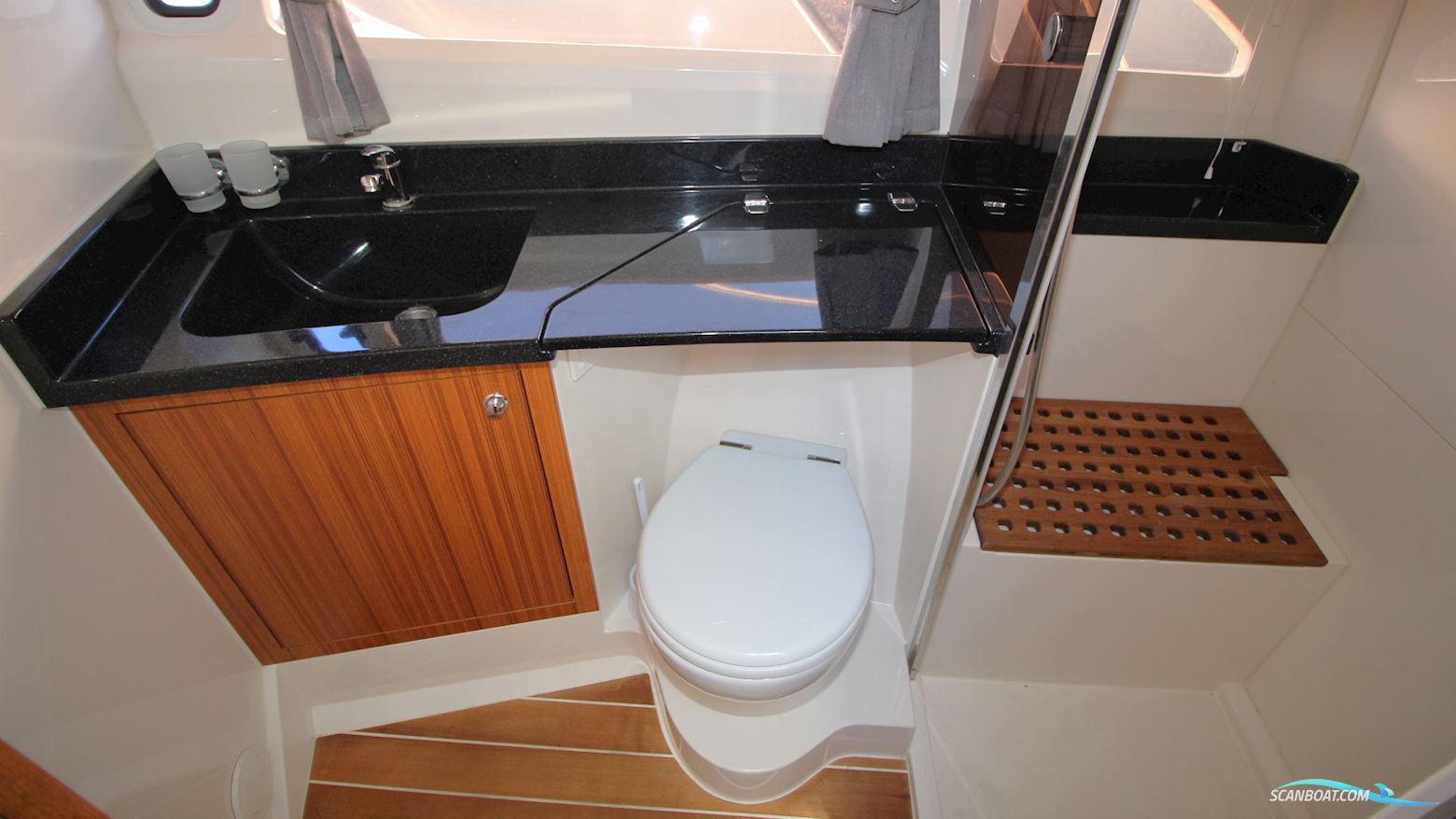 Marex 360 Cabriolet Cruiser