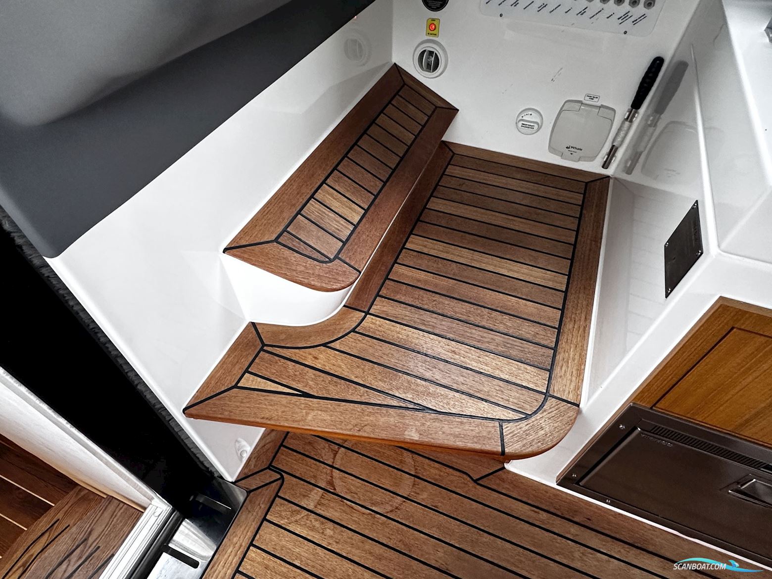 Marex 360 CC