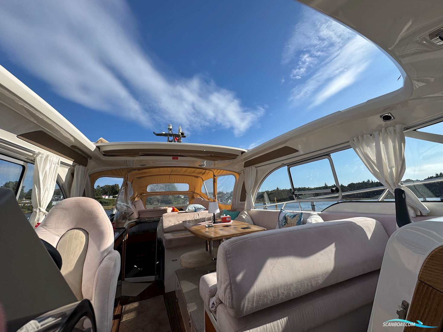 Marex 370 Aft Cabin Cruiser 