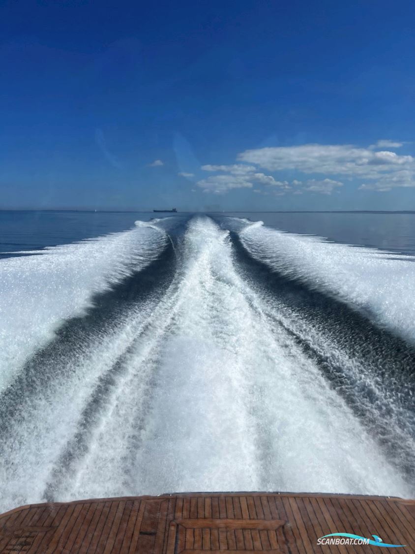 Marex 440 Gourmet Cruiser