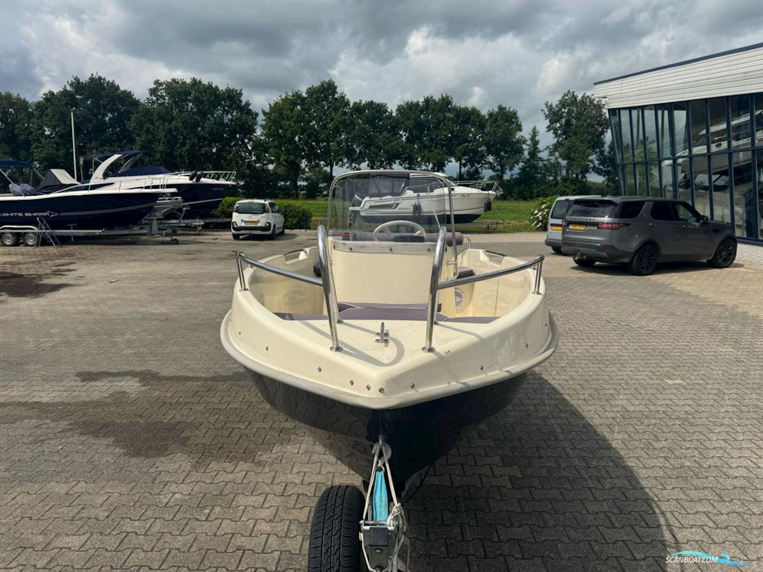 Marion 440 Consoleboot direct leverbaar!