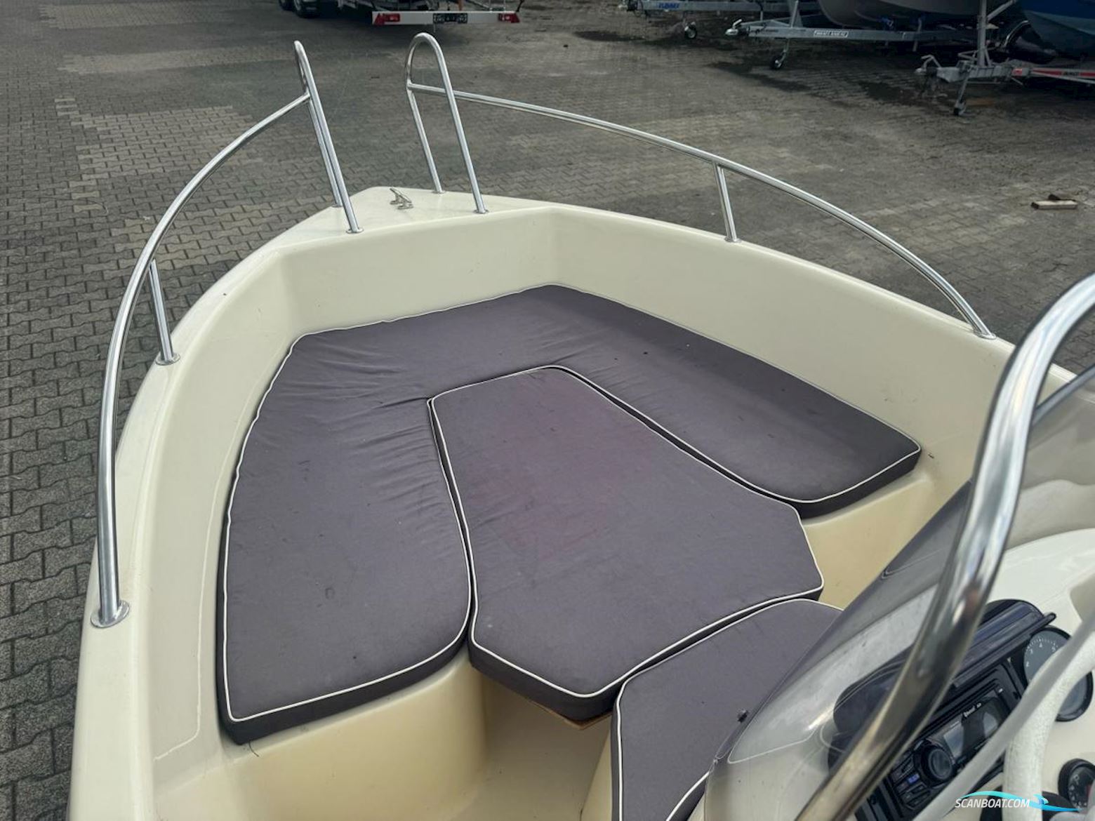 Marion 440 Consoleboot direct leverbaar!