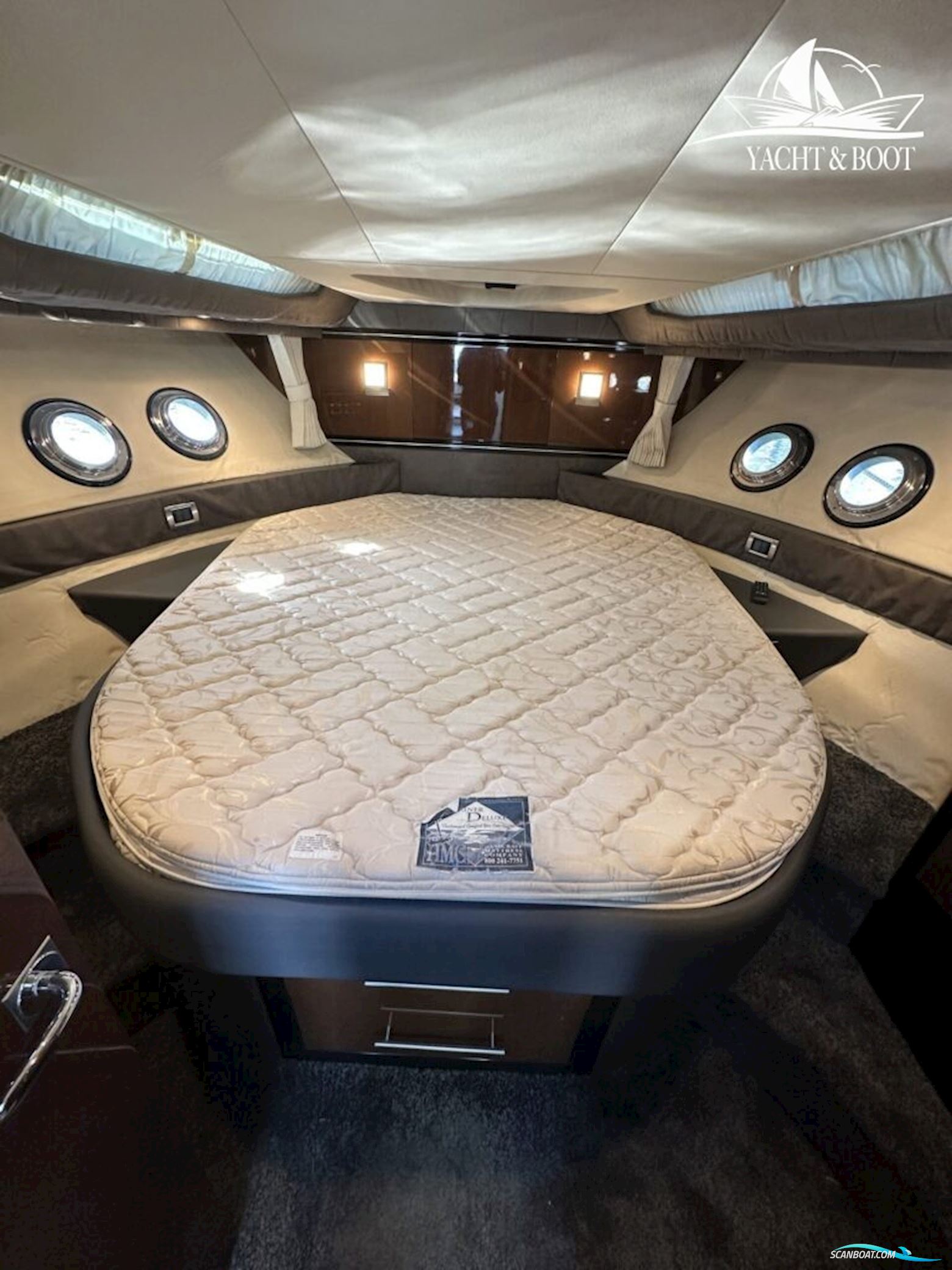 Marquis 420 Sport Coupe