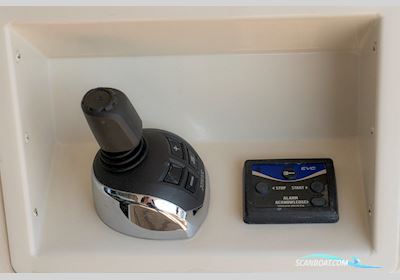 Marquis 500 COUPE Motorboot 2009, mit VOLVO PENTA IPS 600 motor, Kroatien
