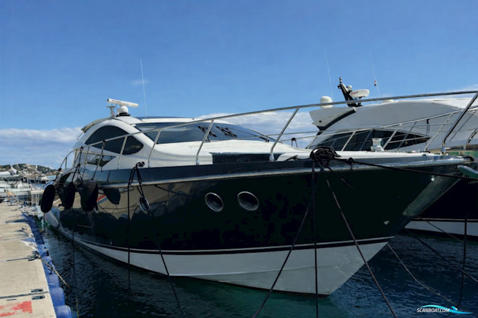 Marquis 500 Sports Coupe Motorboot 2009, mit Volvo Penta Ips600 motor, Kroatien