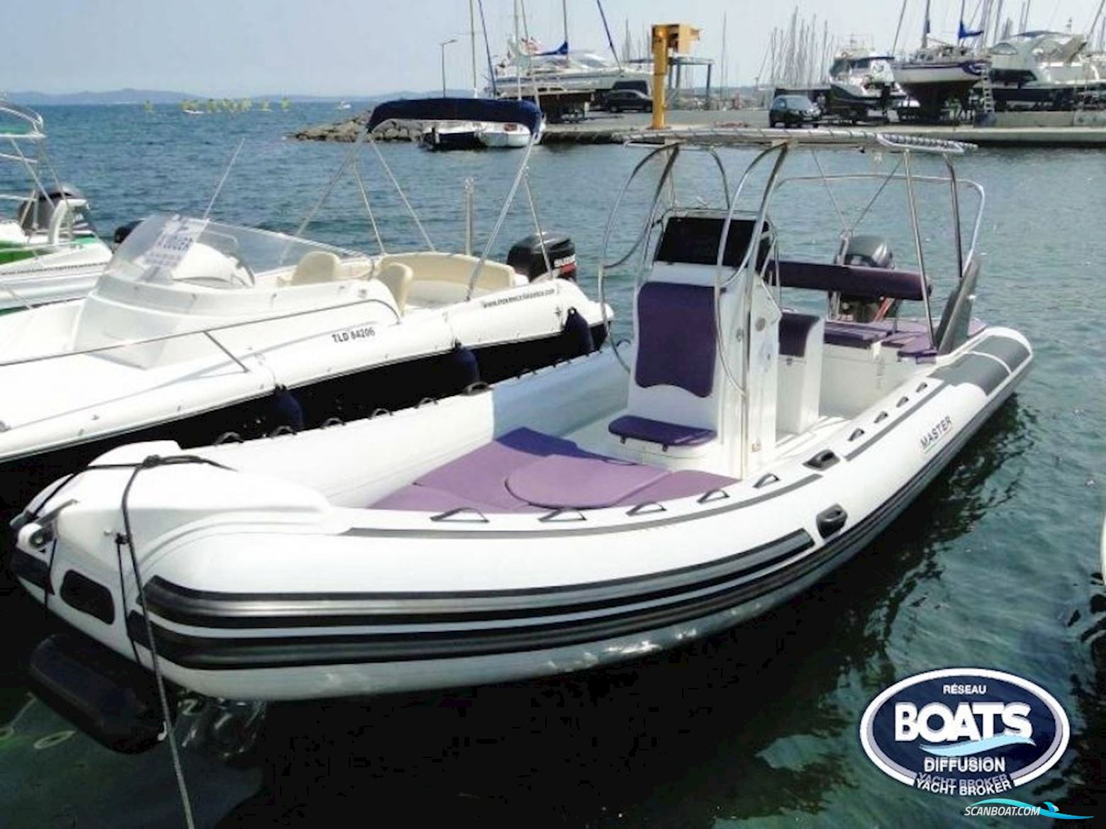 Master 730 open Motorboot 2015, mit SUZUKI motor, Frankreich