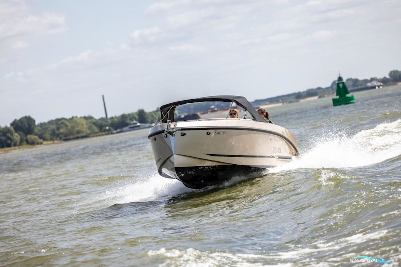 Maxima 580 Sport Lounge