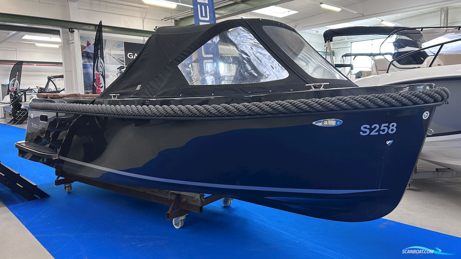 Maxima 600 Motorboot 2021, mit Mercry 20 Elpt Efi motor, Dänemark