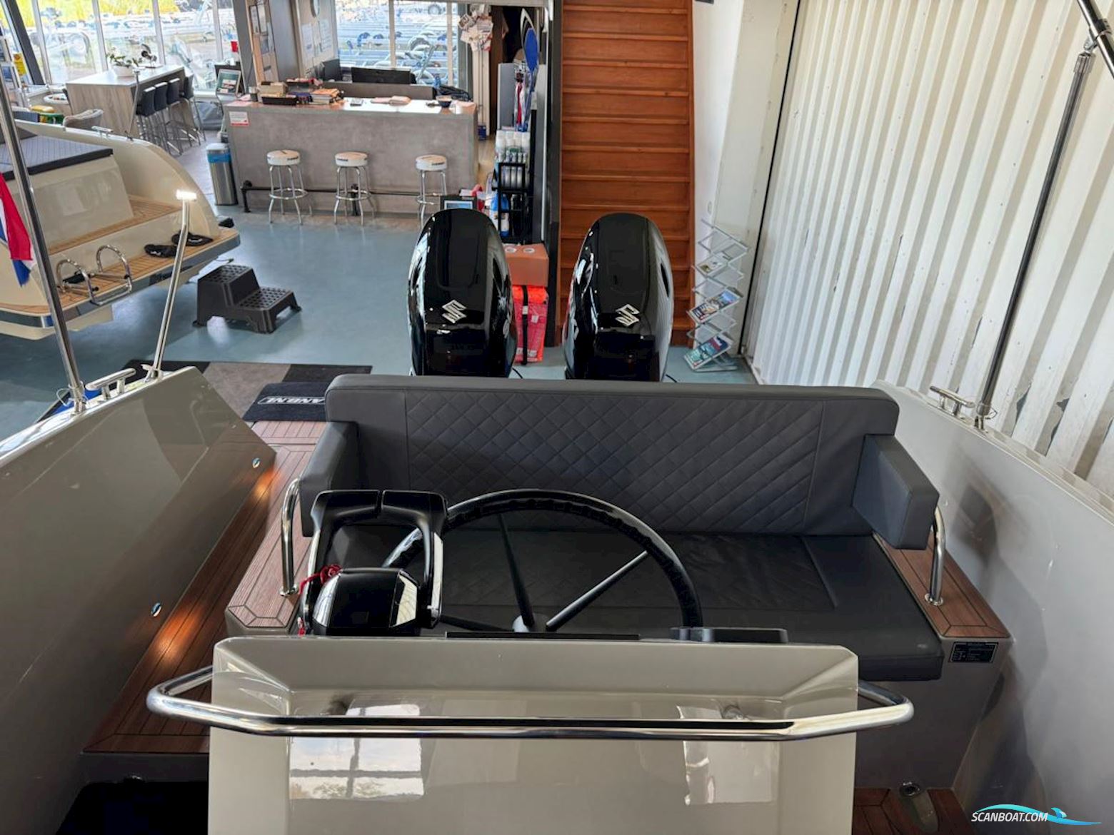 Maxima 680 Sport Lounge