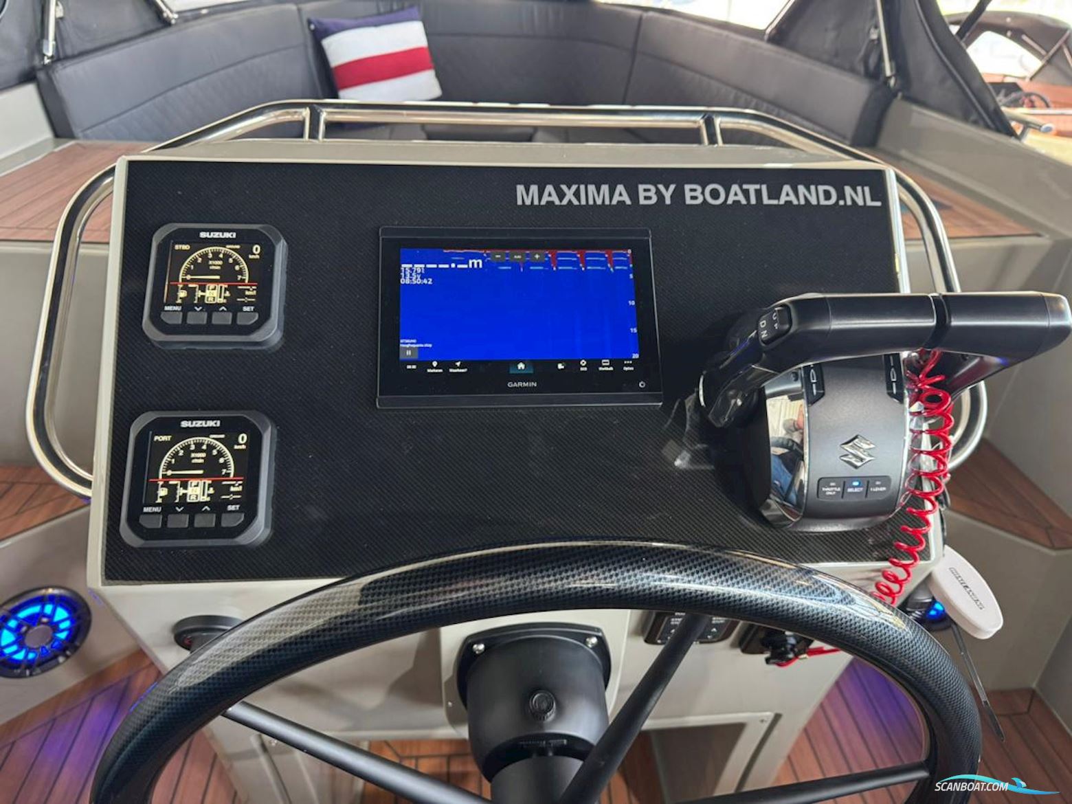 Maxima 680 Sport Lounge