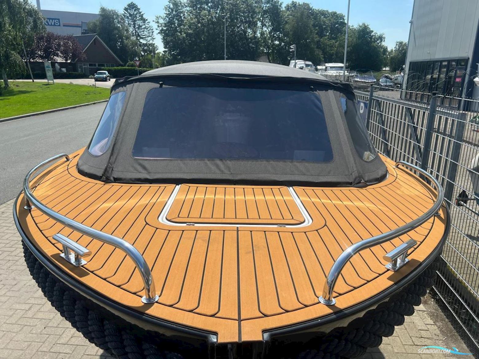 Maxima 720 Retro met boegschroef