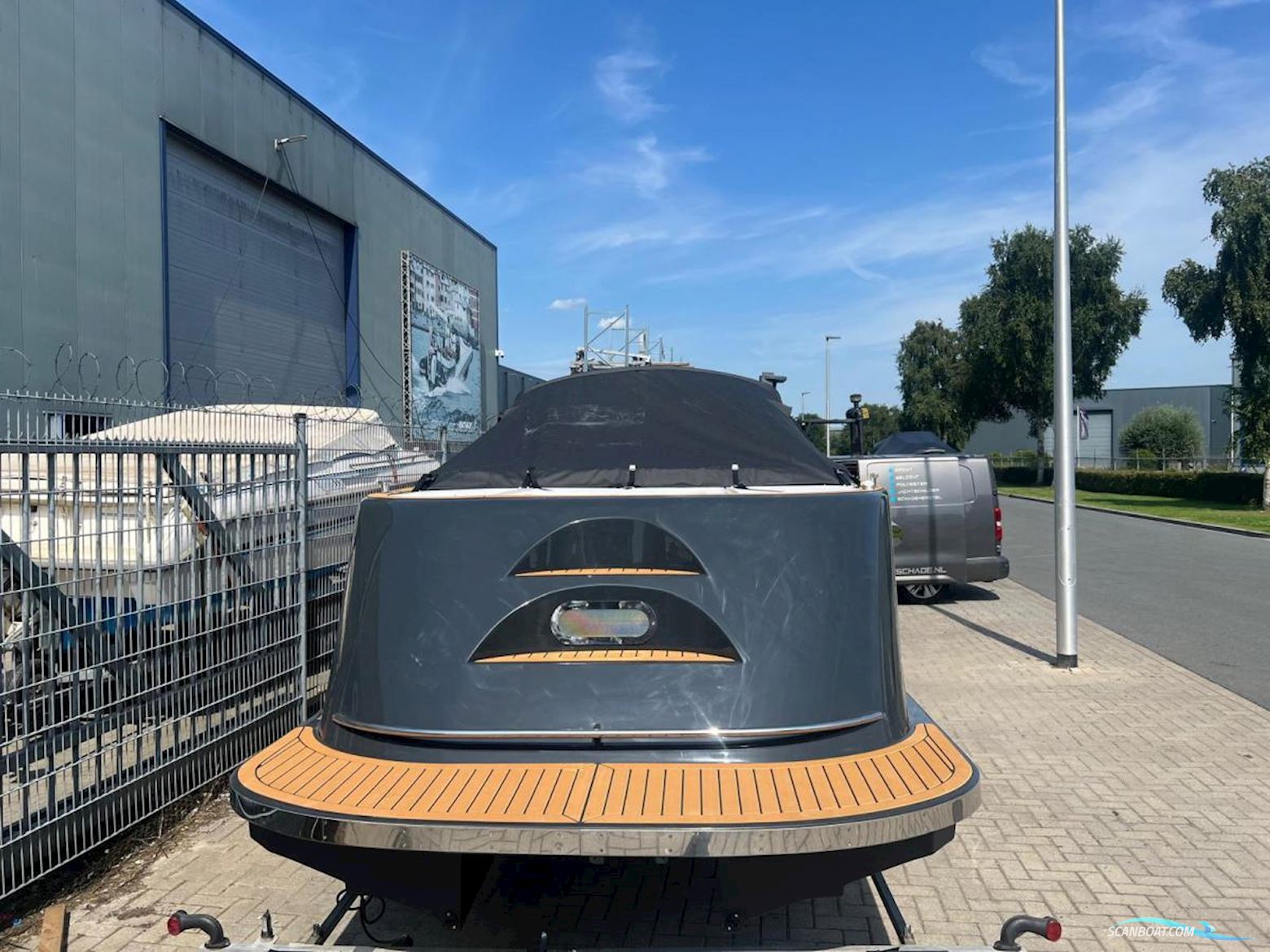 Maxima 720 Retro met boegschroef