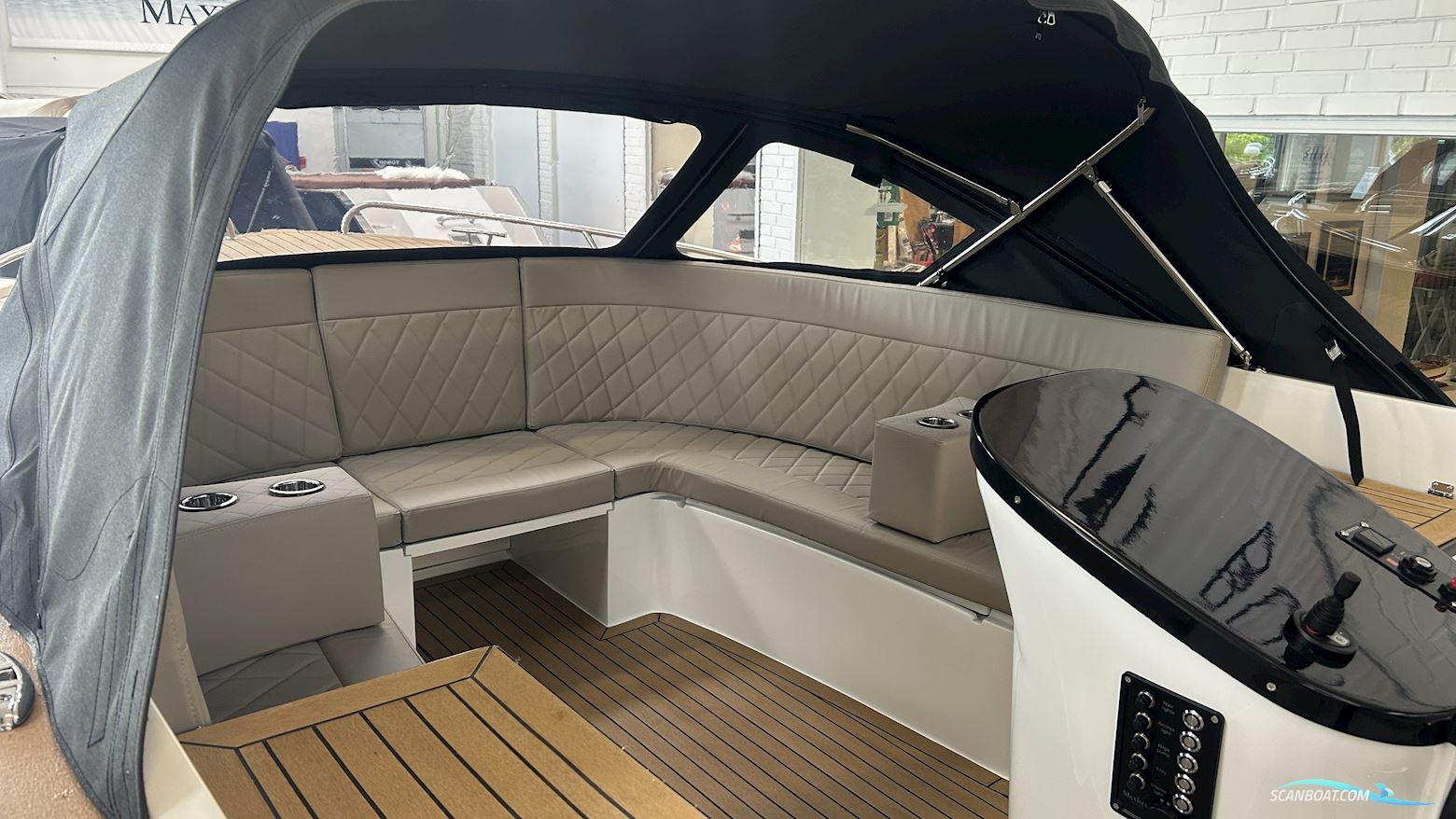 Maxima 720 Retro